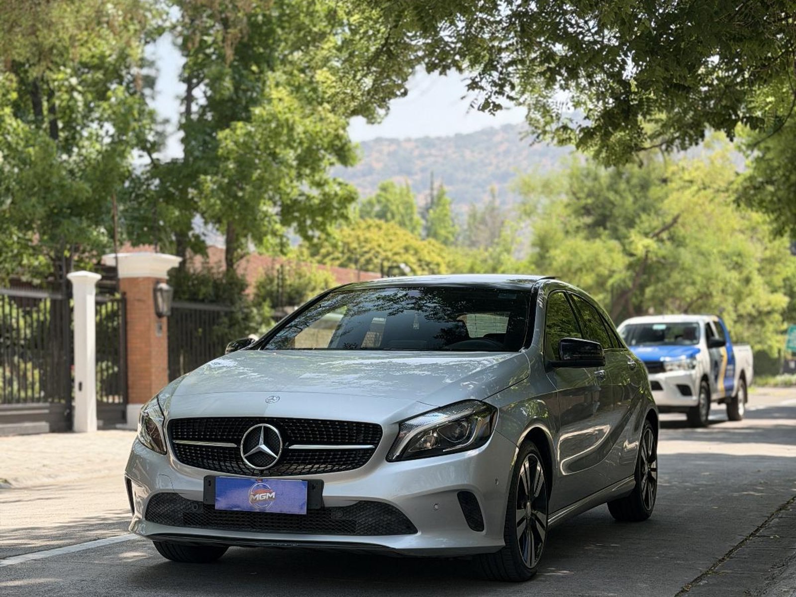Mercedes-Benz A200 D ; ;• ; ; ; ;• ; ;PLATEADO PLATA 2017 - Foto 3 de 10