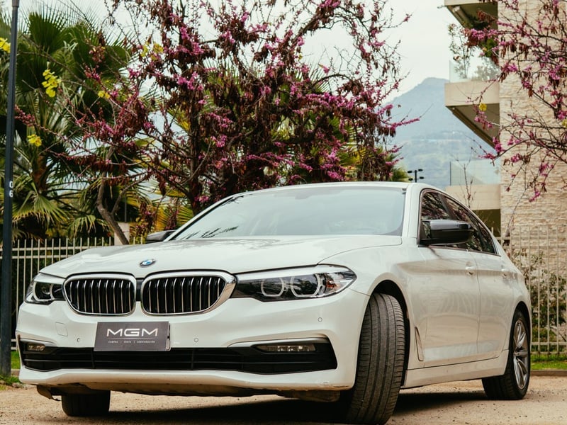 BMW 520 ¡Recién Llegado! ; ;• ; ; ; ;• ; ;Patente 5 ; ;• ; ;BLANCO 2020 - Imagen 6 de 10