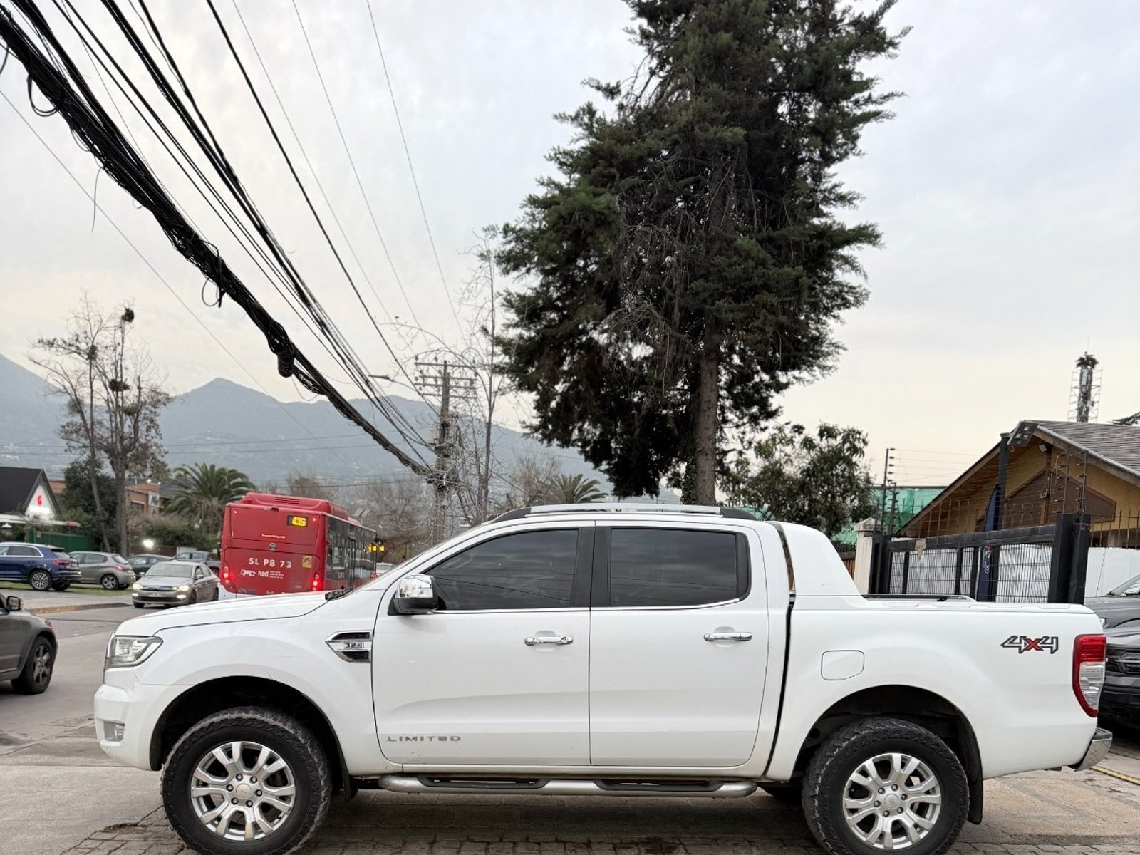 Ford RANGER Limited 4x4 2018 - Foto 5 de 10