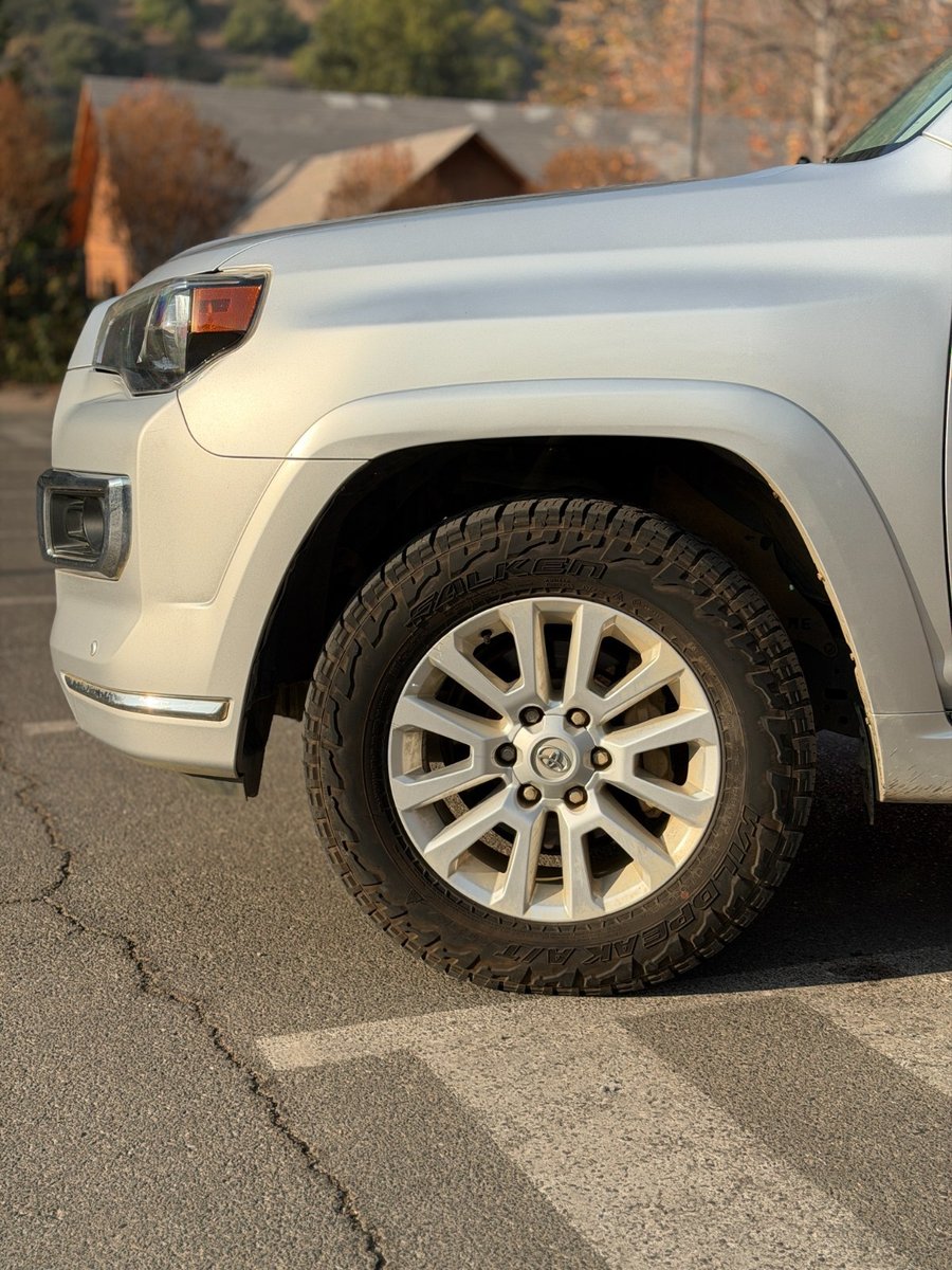 TOYOTA 4 RUNNER Limited 4.0 4WD 2017 - Imagen 9 de 10