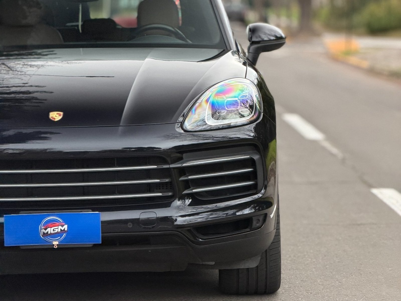 Porsche CAYENNE 3.0 V6 E3 4X4 ; ;• ; ;Patente 4 ; ;• ; ;NEGRO 2018 - Foto 3 de 9