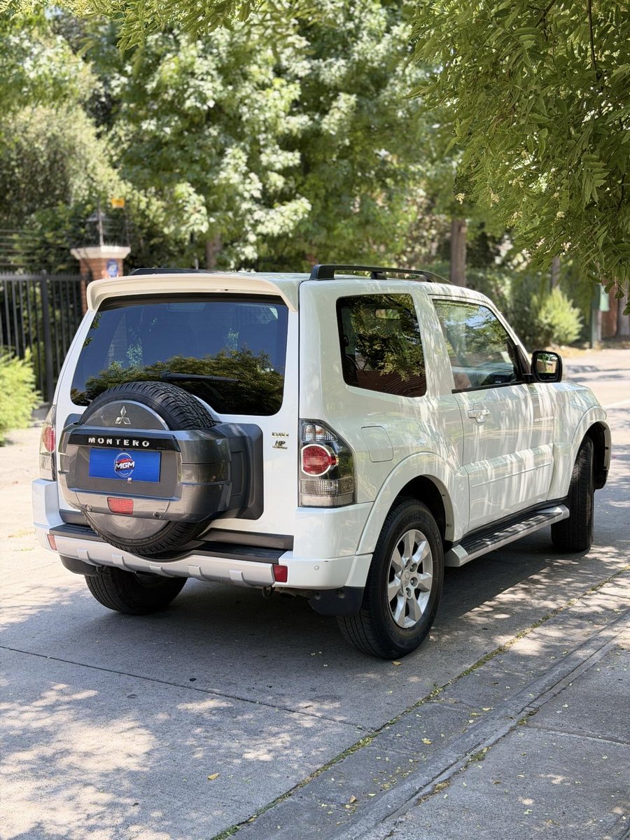MITSUBISHI MONTERO 3.2C AT DIESEL 2017 - Imagen 4 de 10