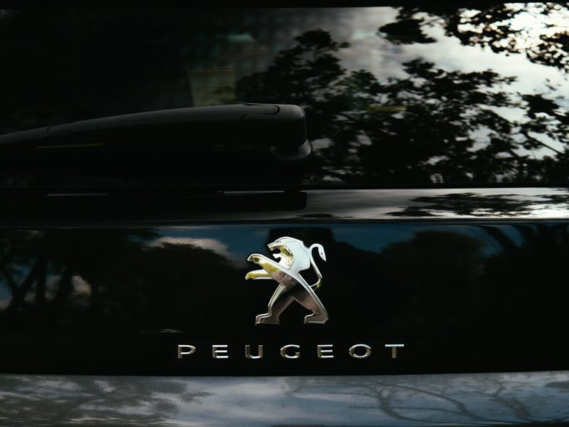 Peugeot 3008 1.5 ALLURE PACK BLUEHDI ¡Recién Llegado! ; ;• ; ; ; ;• ; ; ; ;• ; ;Patente 8 ; ;• ; ;NEGRO 2024 - Imagen 10 de 10