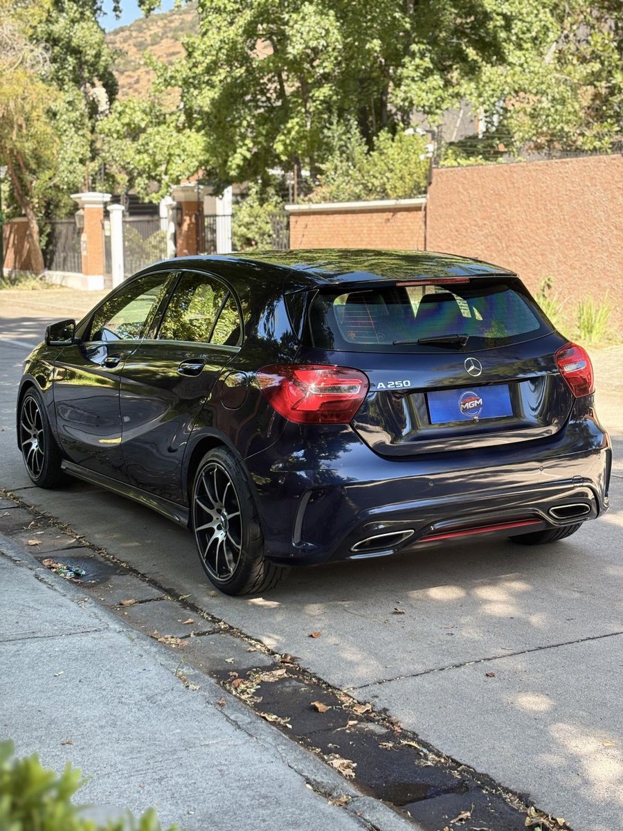 MERCEDES-BENZ A250 SPORT 2017 - Imagen 4 de 10