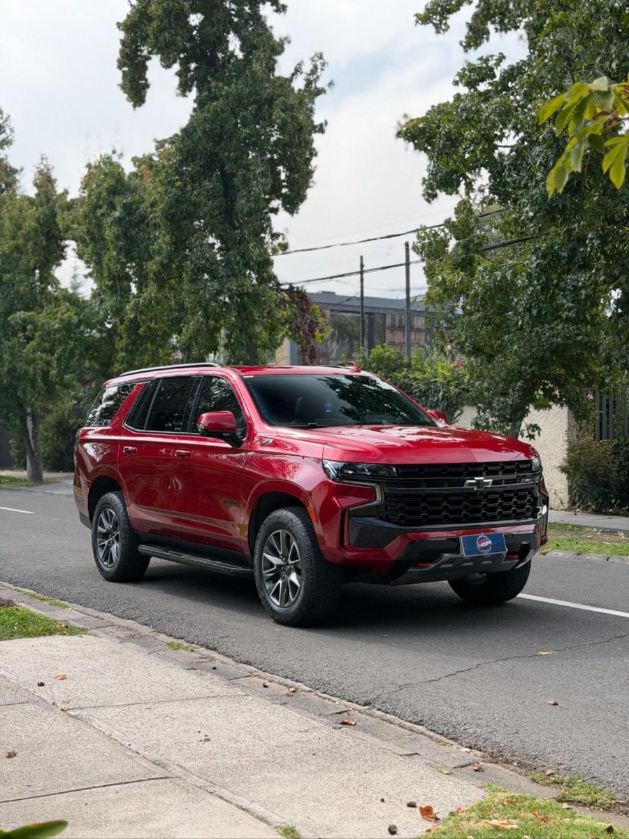 CHEVROLET TAHOE Z71 4WD 2025 - Imagen 4 de 9