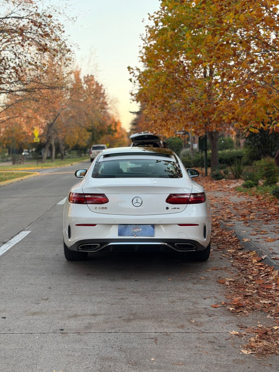 MERCEDES-BENZ E300 Coupe 2018 - Imagen 7 de 10