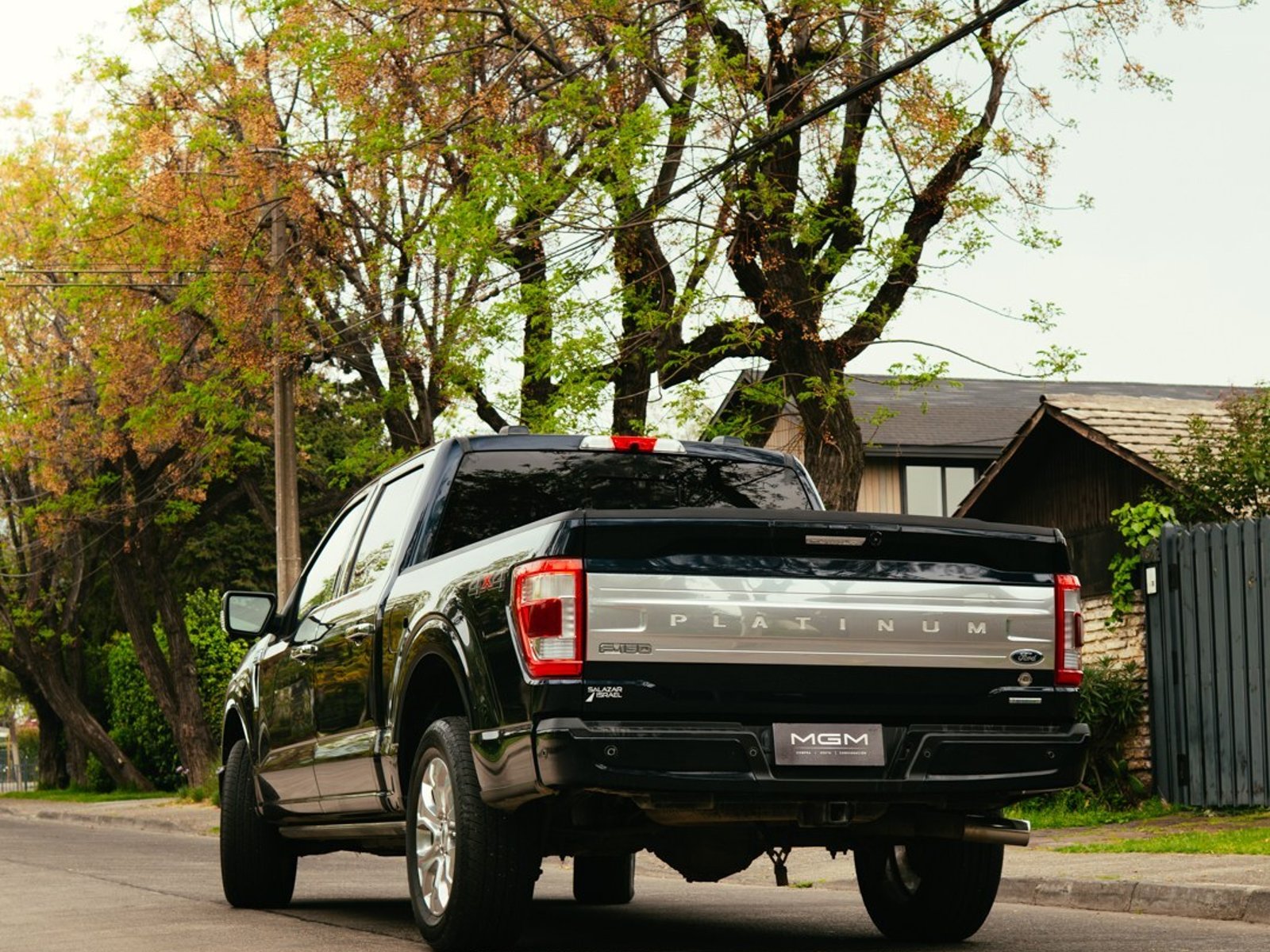 Ford F-150 PLATINUM 3.5 ECOBOOST ¡Recién Llegado! ; ;• ; ; ; ;• ; ;Patente 8 ; ;• ; ;AZUL 2023 - Foto 5 de 10