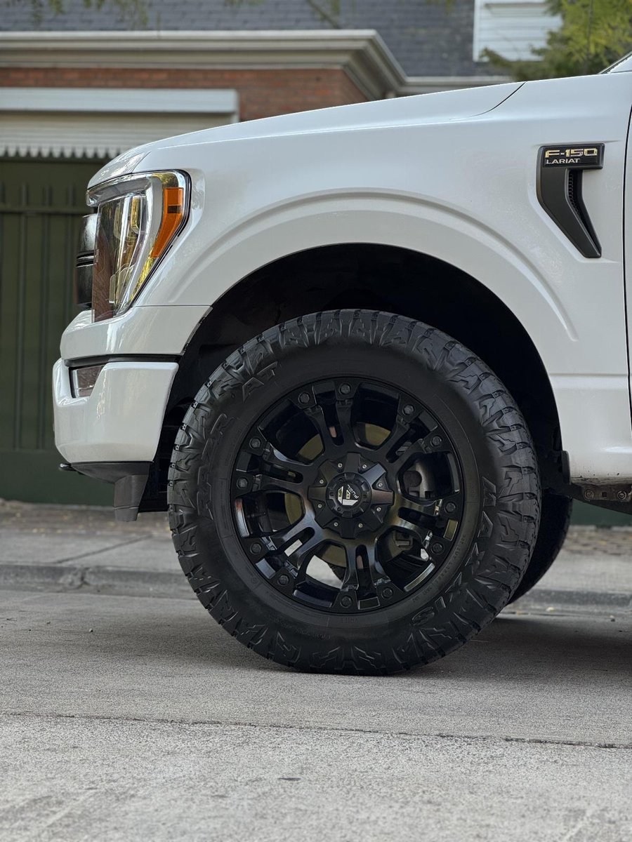 FORD F-150 LARIAT SPORT CC 4X4 5.0L 2022 - Imagen 8 de 10