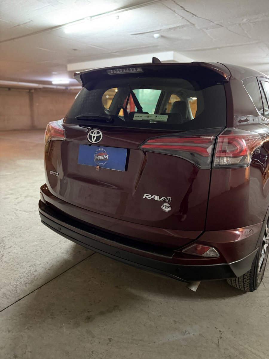 Toyota RAV 4 2.0 LUJO 4X2 CVT AT 2018 - Imagen 8 de 10