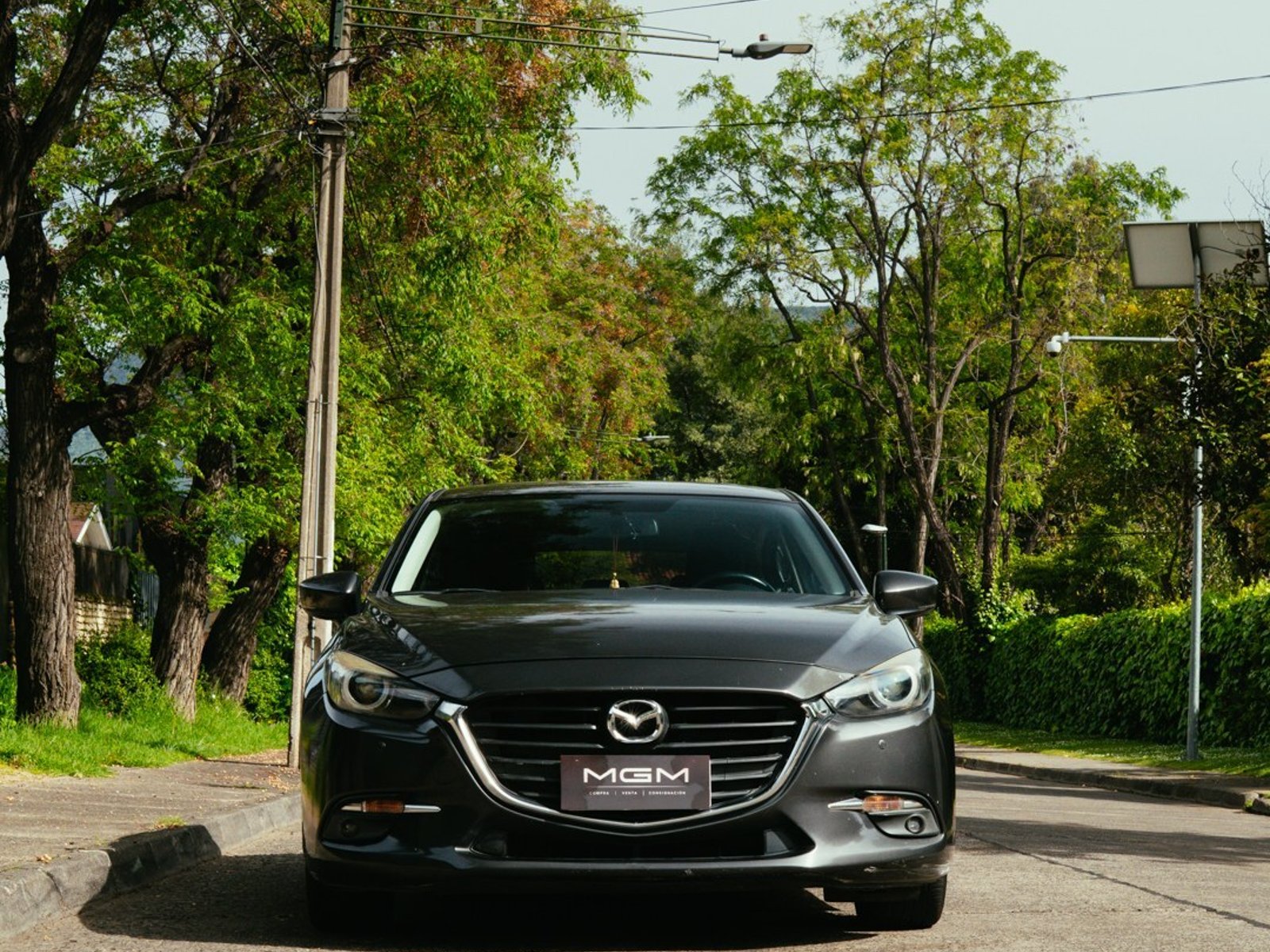 Mazda 3 SPORT 2.0 AT ¡Recién Llegado! ; ;• ; ; ; ;• ; ;Patente 8 ; ;• ; ;NEGRO 2017 - Foto 2 de 10