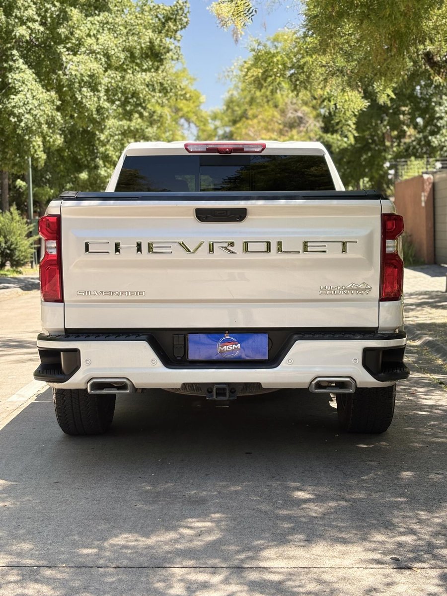 CHEVROLET SILVERADO 3.0TD HIGH COUNTRY AUTO DC 4WD R 2025 - Imagen 5 de 9