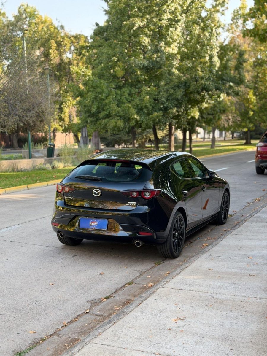 MAZDA 3 2.5 Skyactiv-G GTX 2023 - Imagen 5 de 10