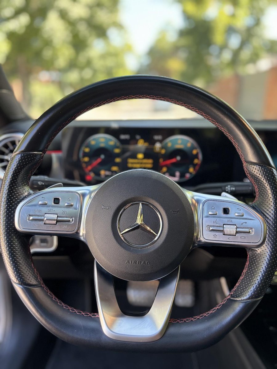MERCEDES-BENZ A250 SEDÁN 2022 - Imagen 7 de 9