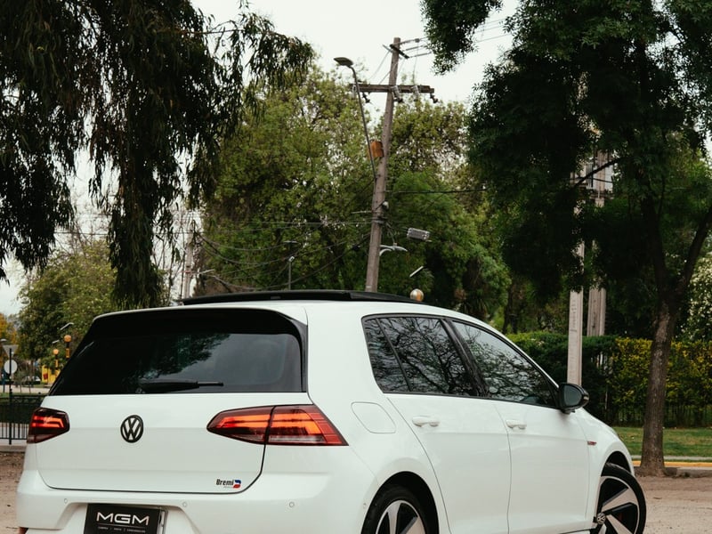Volkswagen GOLF 2.0 TSI GTI ¡Recién Llegado! ; ;• ; ; ; ;• ; ;Patente 9 ; ;• ; ;BLANCO 2020 - Imagen 9 de 10