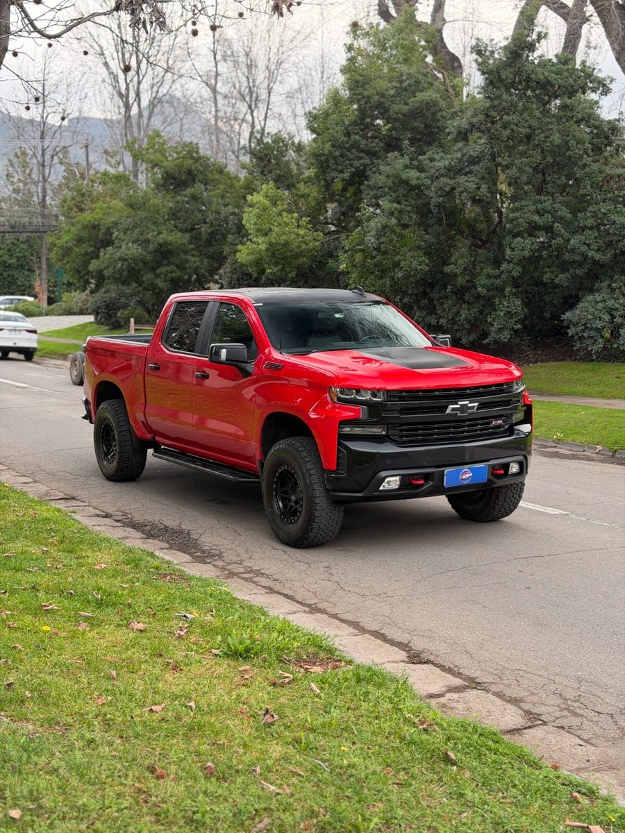 Chevrolet SILVERADO Silverado 5.3 LT TRAILBOSS Z71 2021 - Imagen 3 de 9