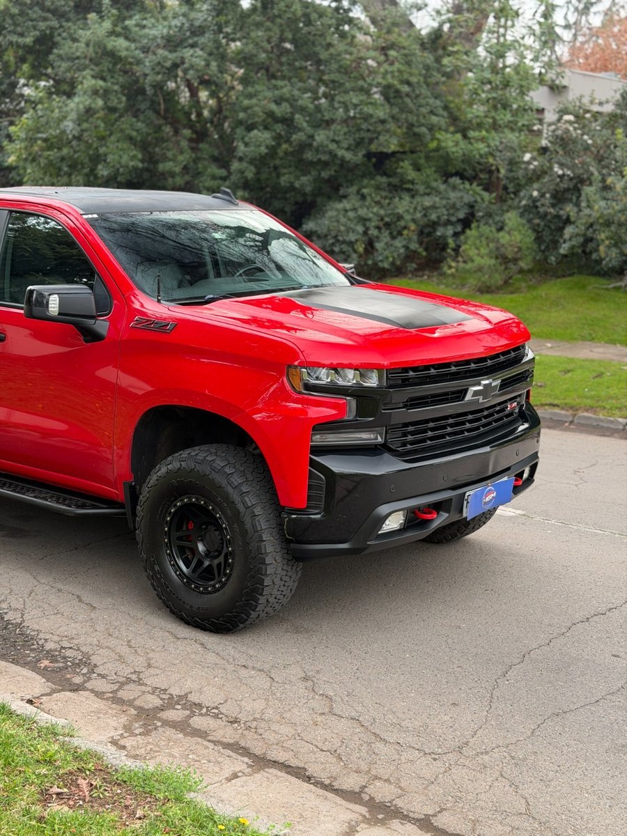 Chevrolet SILVERADO Silverado 5.3 LT TRAILBOSS Z71 2021 - Imagen 4 de 9