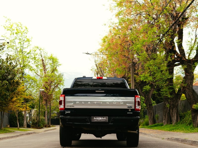 Ford F-150 PLATINUM 3.5 ECOBOOST ¡Recién Llegado! ; ;• ; ; ; ;• ; ;Patente 8 ; ;• ; ;AZUL 2023 - Imagen 6 de 10
