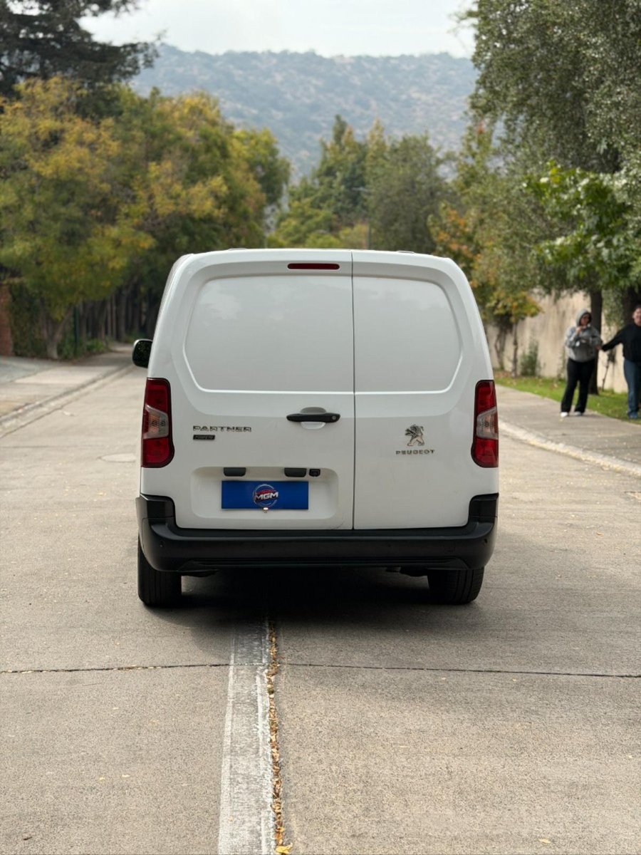 PEUGEOT PARTNER L2 2023 - Imagen 6 de 10