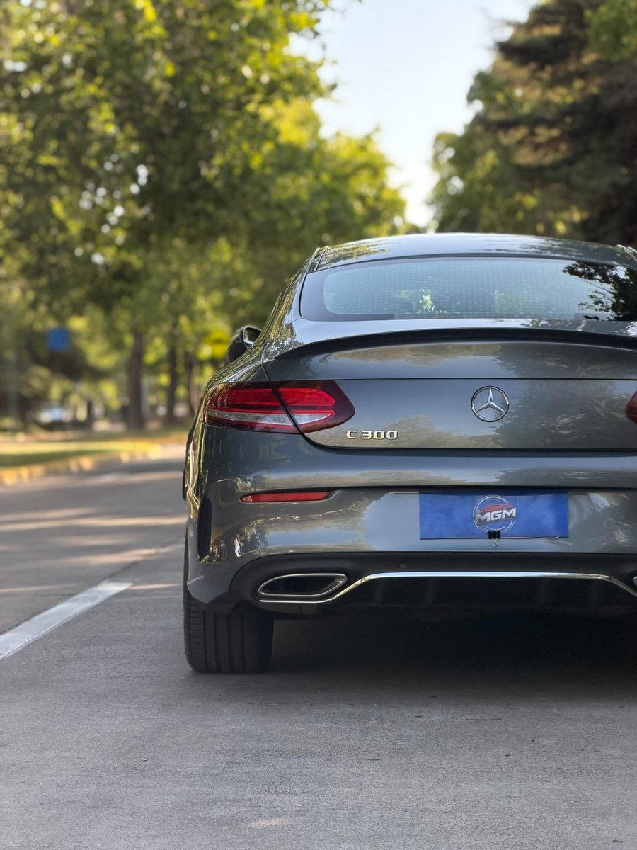 MERCEDES-BENZ C300 Coupe 2019 - Imagen 8 de 10