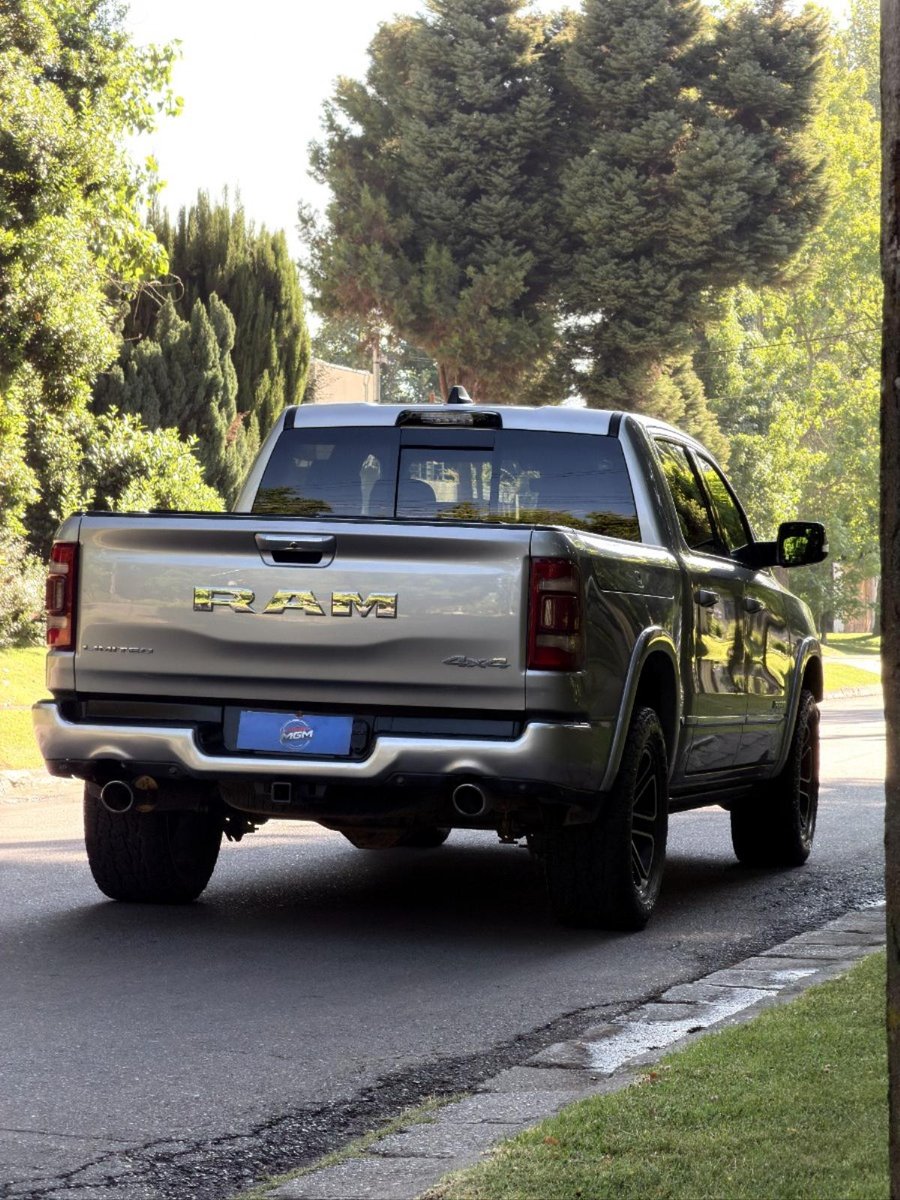 RAM 1500 LIMITED 2023 - Imagen 8 de 10