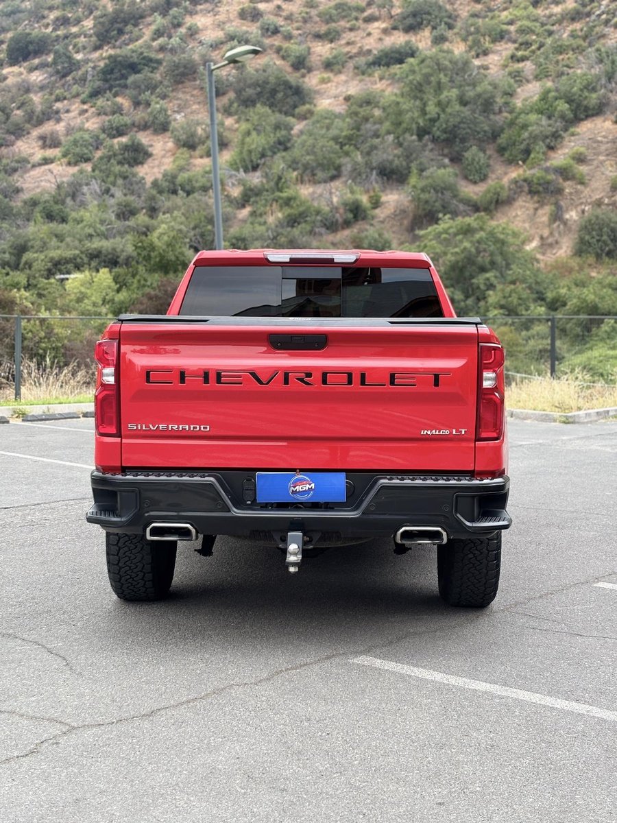CHEVROLET SILVERADO LT TB 5.3 AUT 2021 - Imagen 4 de 8