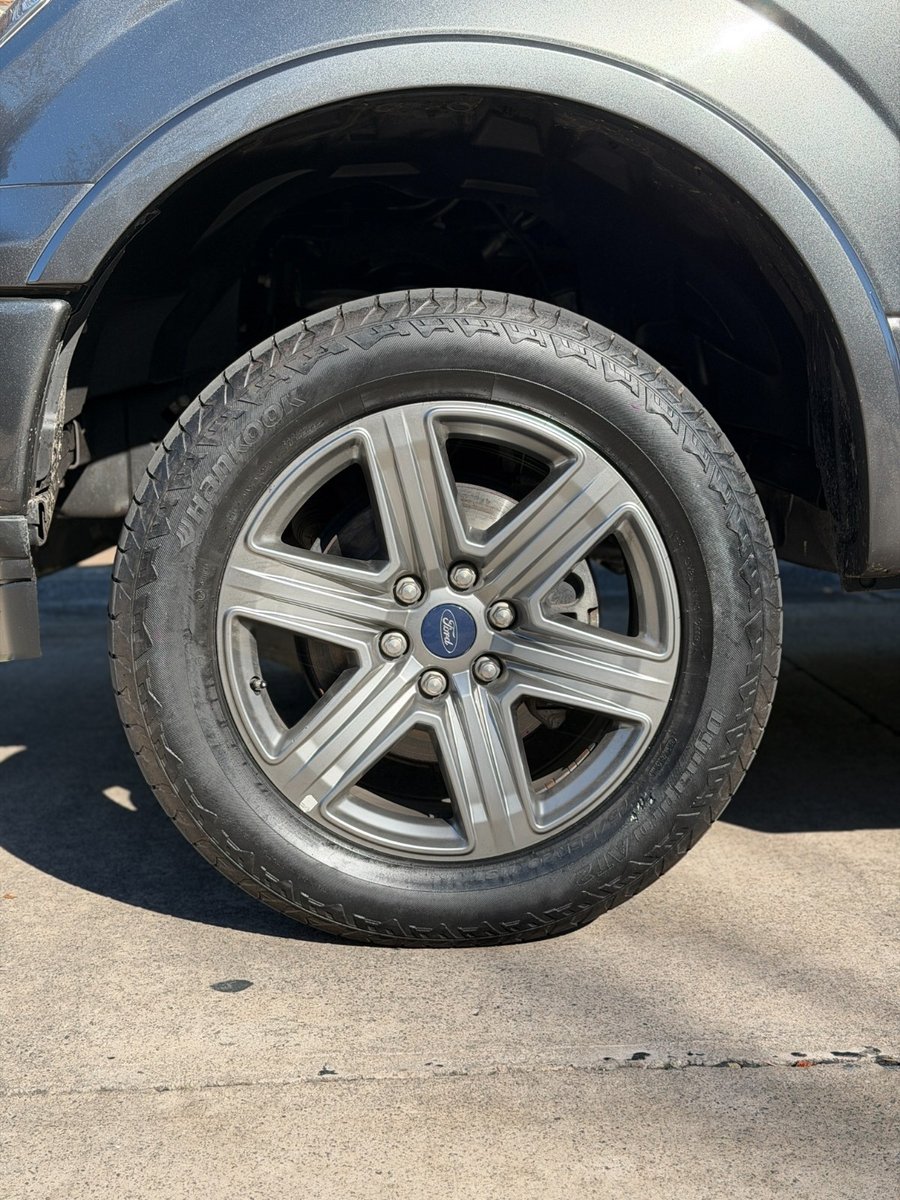 Ford F-150 Lariat Sport 2020 - Imagen 7 de 10