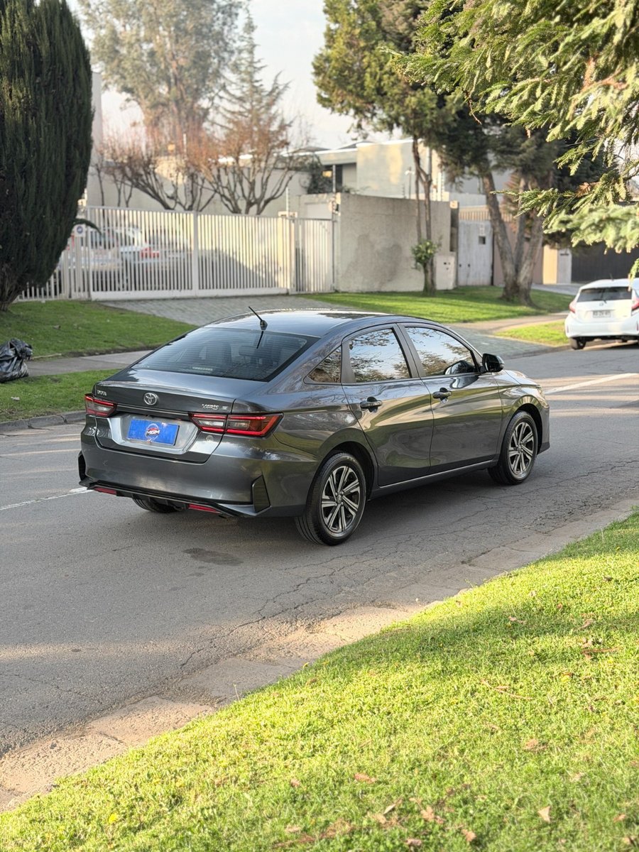 Toyota YARIS 1.5 E 2025 - Imagen 5 de 9