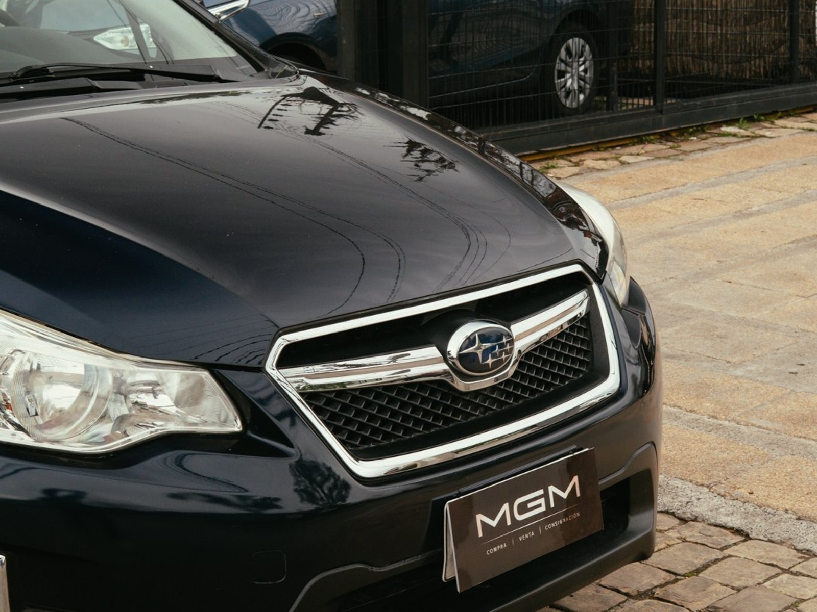 Subaru XV 2.0 DYNAMIC AWD CVT AT ¡Recién Llegado! ; ;• ; ; ; ;• ; ;Patente 2 ; ;• ; ;NEGRO 2016 - Foto 4 de 10