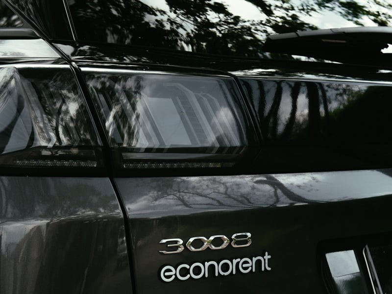 Peugeot 3008 1.5 ALLURE PACK BLUEHDI ¡Recién Llegado! ; ;• ; ; ; ;• ; ; ; ;• ; ;Patente 8 ; ;• ; ;NEGRO 2024 - Imagen 9 de 10