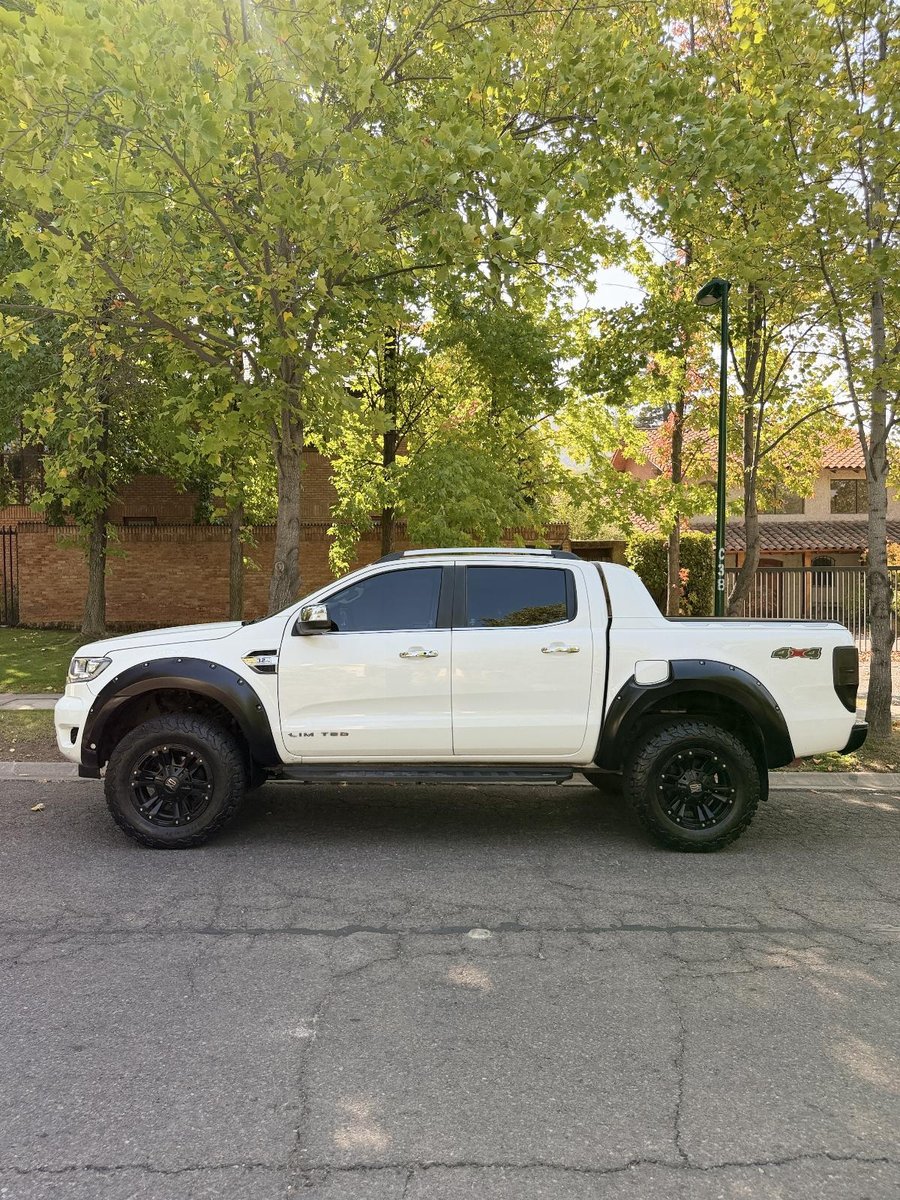 FORD RANGER DSL LIMITED 4X4 3.2L AT 2021 - Imagen 5 de 10