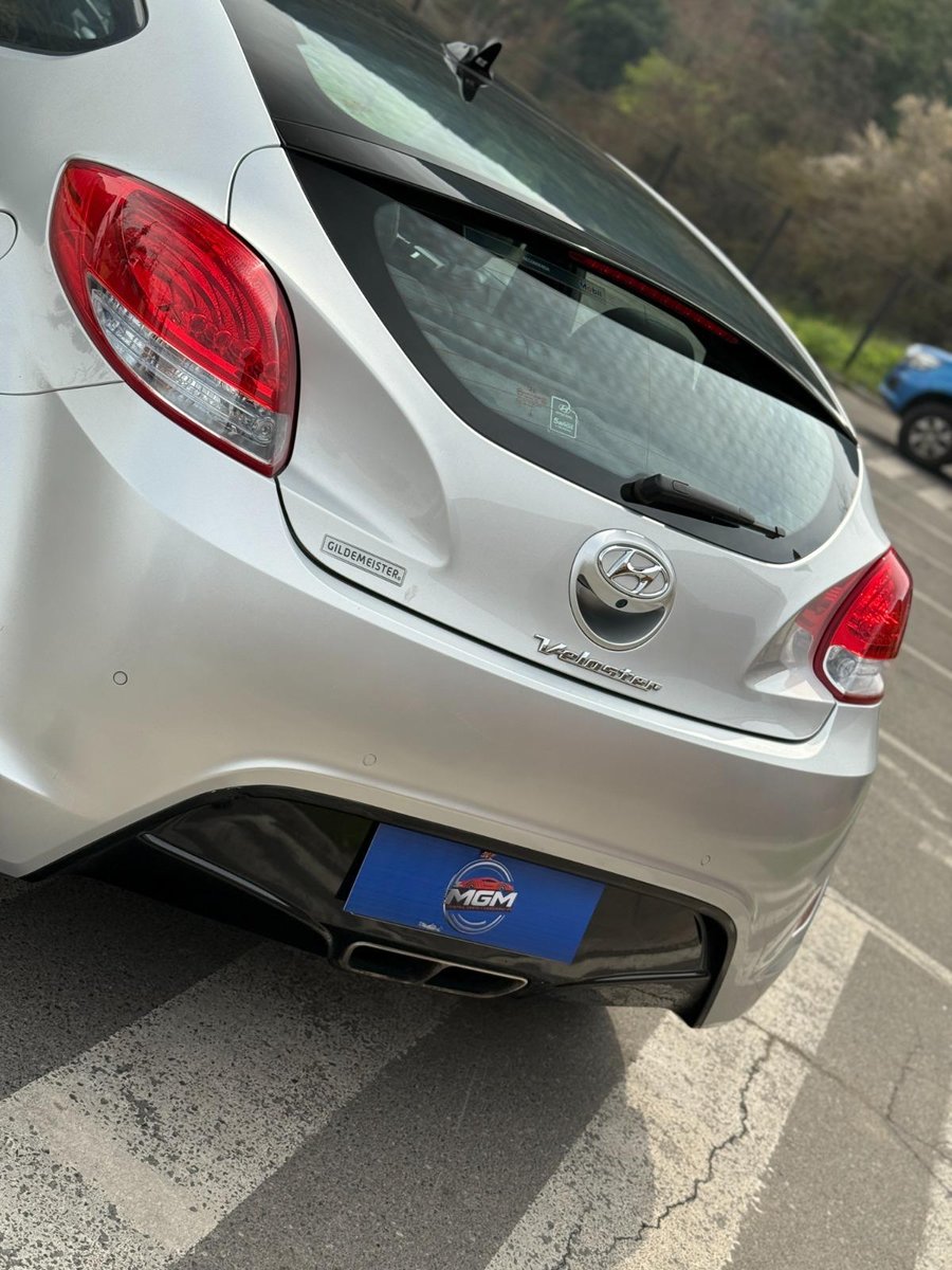 HYUNDAI VELOSTER 1.6 GLS Full Auto 2014 - Imagen 9 de 10