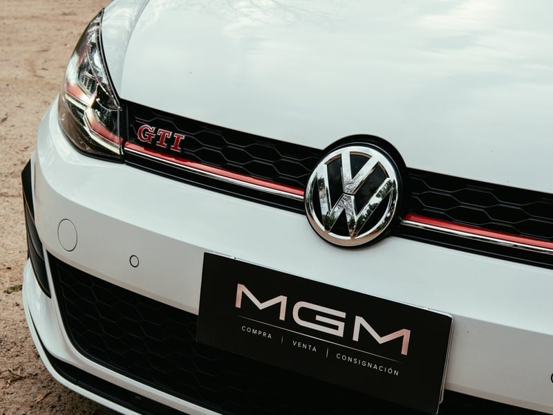 Volkswagen GOLF 2.0 TSI GTI ¡Recién Llegado! ; ;• ; ; ; ;• ; ;Patente 9 ; ;• ; ;BLANCO 2020 - Imagen 3 de 10