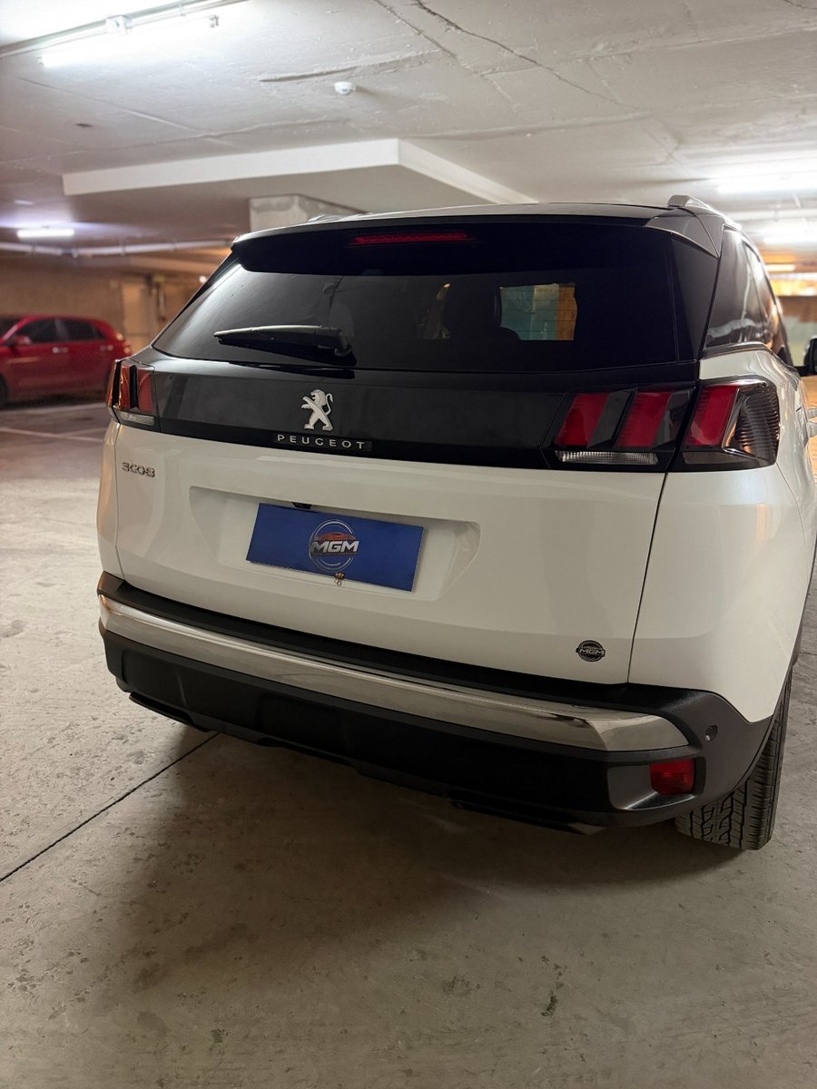 Peugeot 3008 1.5 ALLURE PACK BLUEHDI 2024 - Imagen 8 de 10
