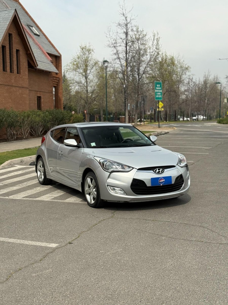 HYUNDAI VELOSTER 1.6 GLS Full Auto 2014 - Imagen 3 de 10