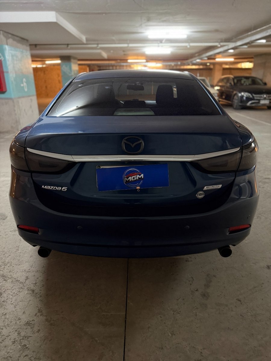 Mazda 6 2.0 V 4X2 6AT 2017 - Imagen 9 de 10