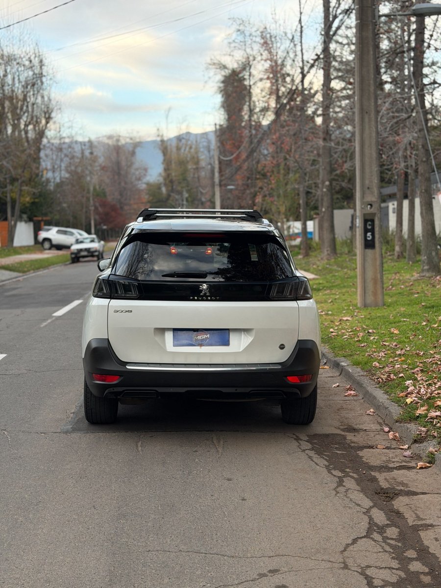 PEUGEOT 5008 ALLURE PACK 2022 - Imagen 5 de 9