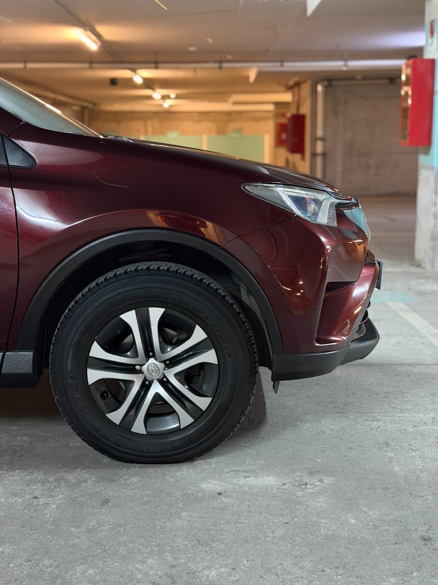 Toyota RAV 4 2.0 LUJO 4X2 CVT AT 2018 - Foto 5 de 10