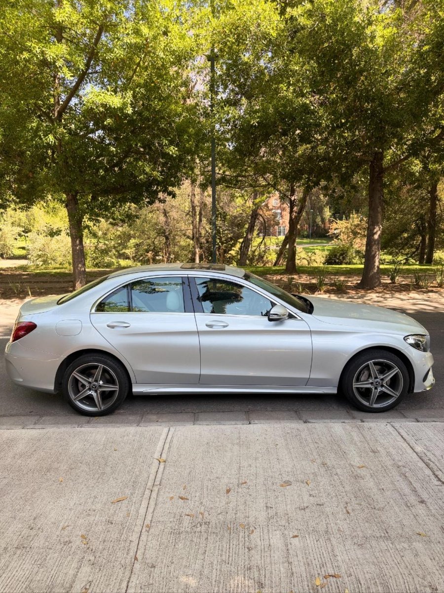 MERCEDES-BENZ C200 2.0 2017 - Imagen 7 de 9