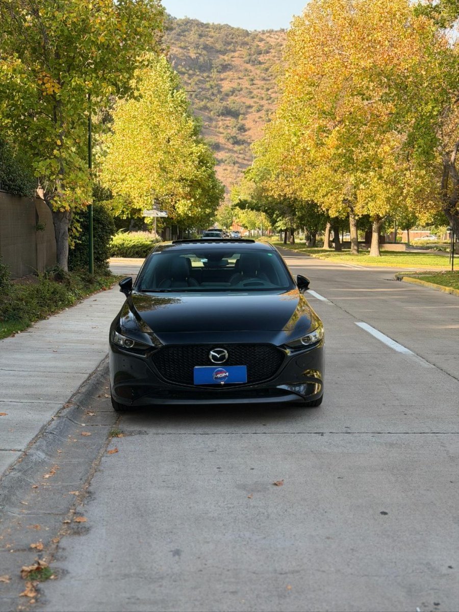 MAZDA 3 2.5 Skyactiv-G GTX 2023 - Imagen 3 de 10