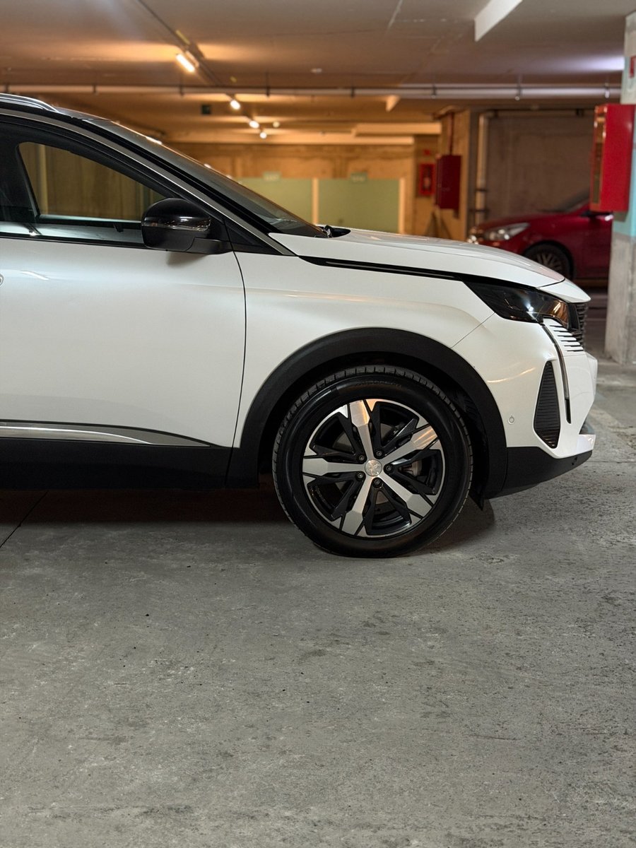 Peugeot 3008 1.5 ALLURE PACK BLUEHDI 2024 - Imagen 6 de 10