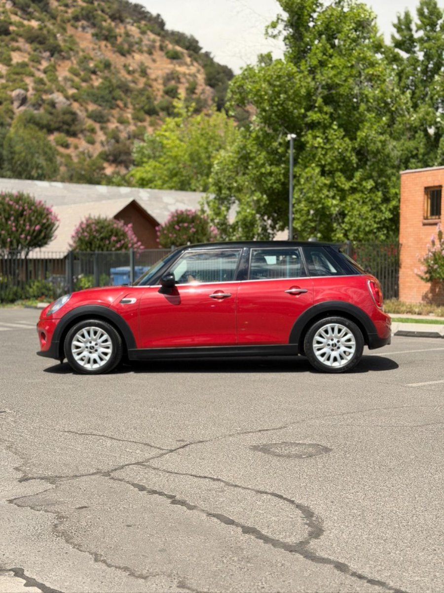 MINI COOPER F55 2016 - Imagen 3 de 10