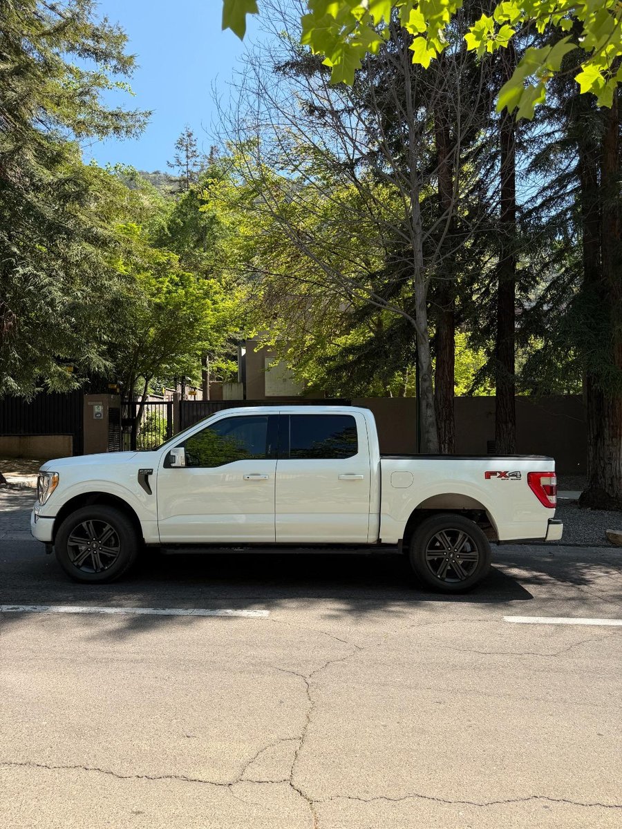 FORD F-150 Lariat Sport 4WD 2022 - Imagen 9 de 10
