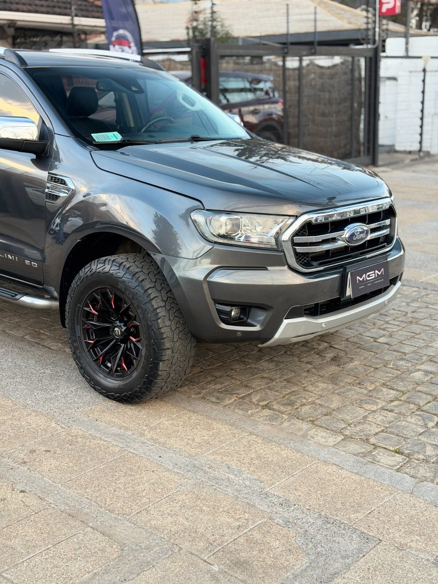Ford RANGER LIMITED 3.2 4X4 ¡Recién Llegado! ; ;• ; ; ; ;• ; ; ; ;• ; ;Patente 6 ; ;• ; ;GRIS 2022 - Imagen 6 de 10