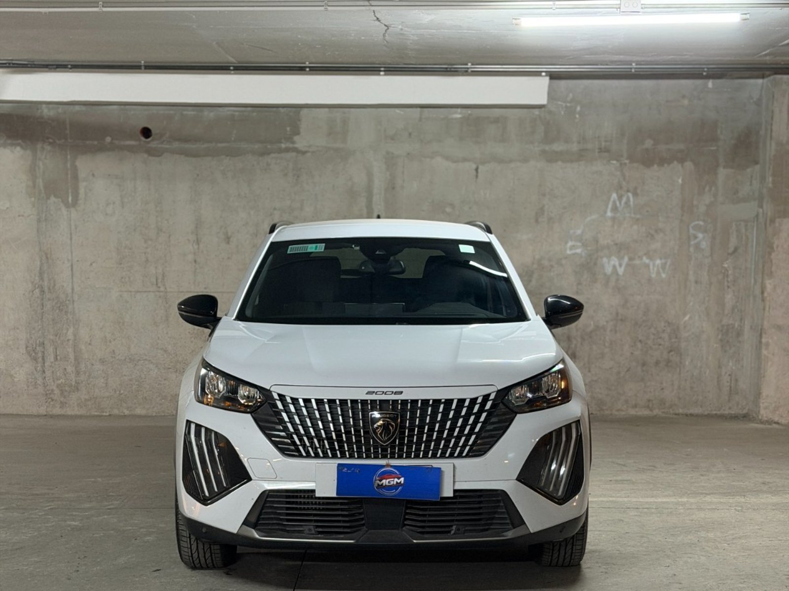 Peugeot 2008 1.5 ALLURE PACK ; ;• ; ; ; ;• ; ;Patente 7 ; ;• ; ;BLANCO 2024 - Foto 2 de 10