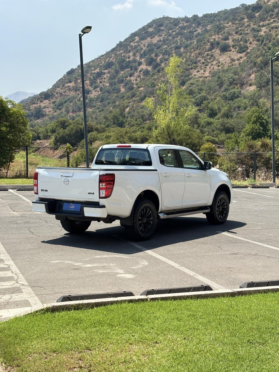 MAZDA BT-50 CORE 4X4 6AT 2022 - Imagen 6 de 10