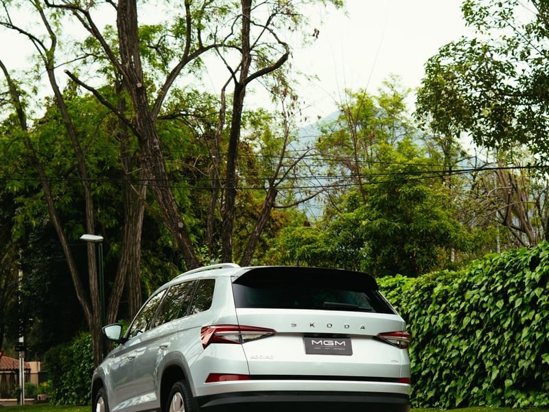 Skoda KAROQ 2.0 4X4 ¡Recién Llegado! ; ;• ; ; ; ;• ; ; ; ;• ; ;Patente 0 ; ;• ; ;PLATEADO 2022 - Imagen 7 de 10