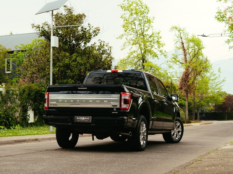 Ford F-150 PLATINUM 3.5 ECOBOOST ¡Recién Llegado! ; ;• ; ; ; ;• ; ;Patente 8 ; ;• ; ;AZUL 2023 - Imagen 7 de 10
