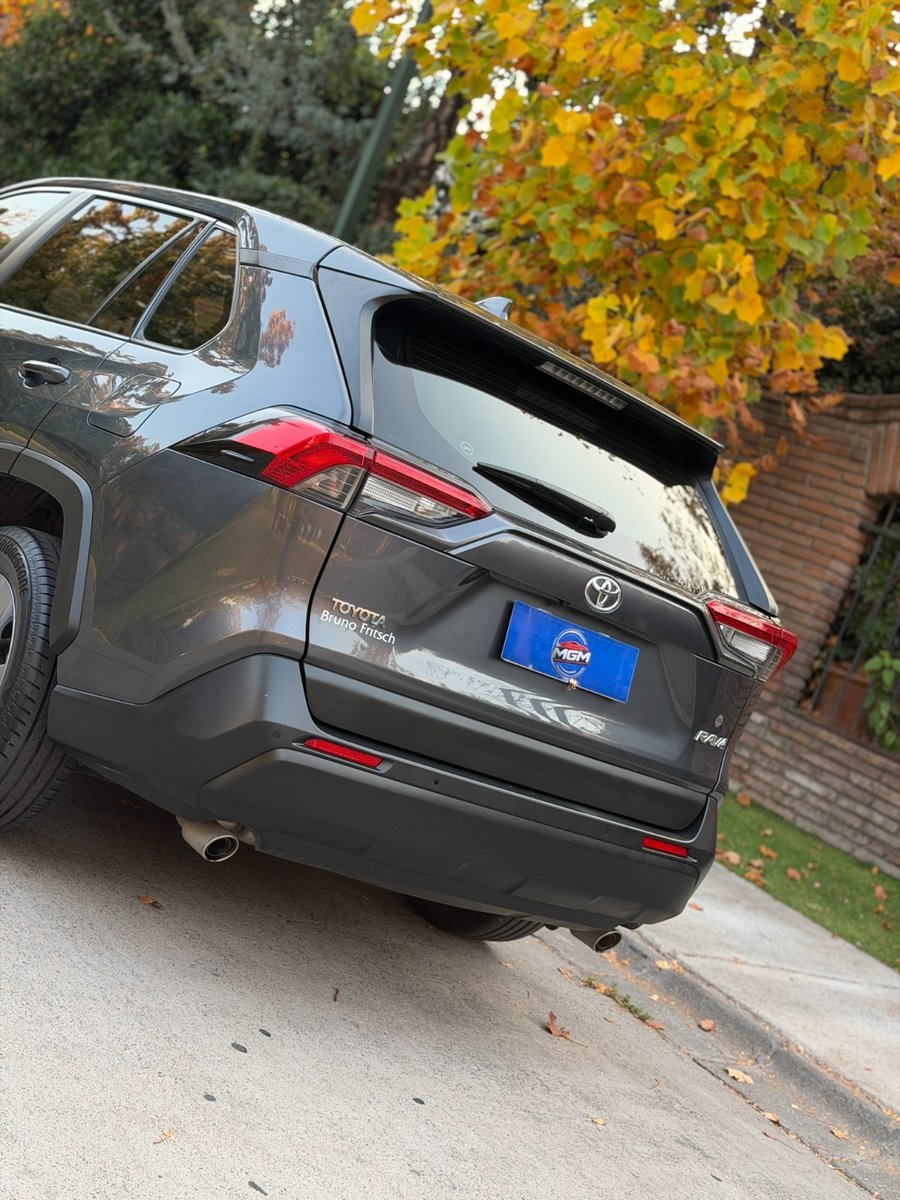 TOYOTA RAV 4 LE 2022 - Imagen 9 de 10