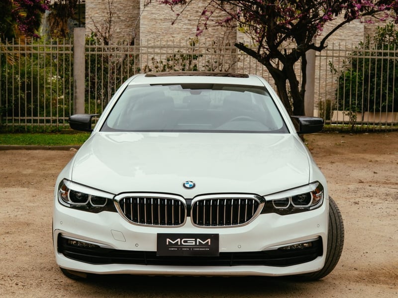 BMW 520 ¡Recién Llegado! ; ;• ; ; ; ;• ; ;Patente 5 ; ;• ; ;BLANCO 2020 - Imagen 3 de 10