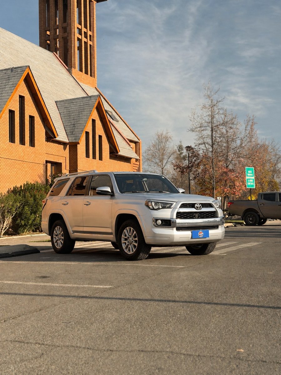 TOYOTA 4 RUNNER Limited 4.0 4WD 2017 - Imagen 4 de 10